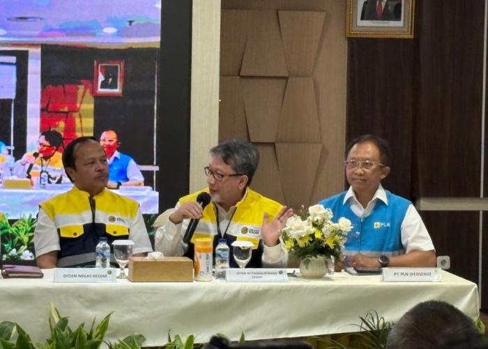 Posko Nasional Sektor ESDM Nataru 2025/2026 Resmi Dibuka, Pasokan Listrik Dipastikan Aman - Gambar 3