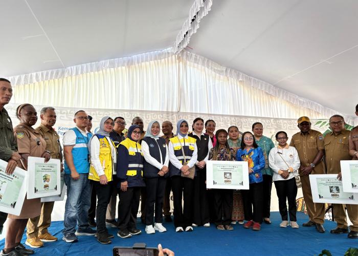 Kolaborasi KESDM dan SERUNI Wujudkan 561 Sambungan Listrik Gratis di Merauke - Gambar 2