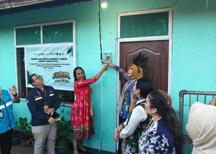 Negara Hadir di Jayapura, 217 Rumah Kini Menyala Berkat Kolaborasi KESDM–SERUNI - Gambar 3