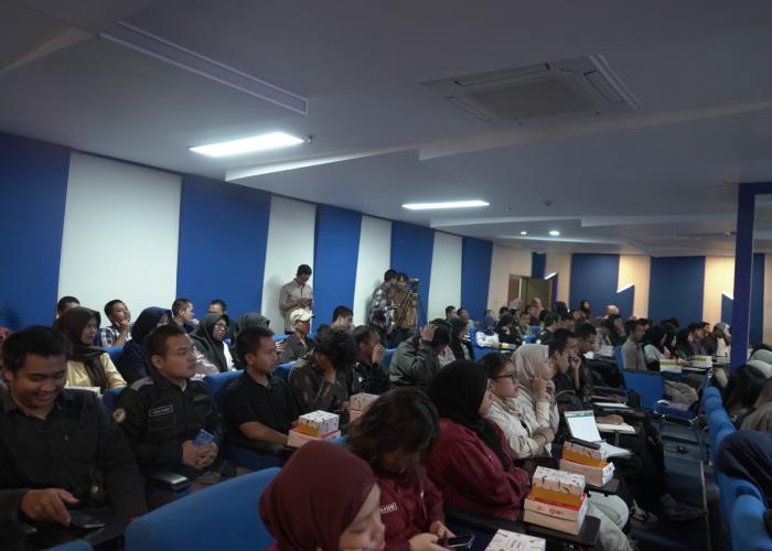 Sambangi Kampus IT PLN, KESDM Tekankan Pentingnya Seritifkasi Kompetensi Ketenagalistrikan - Gambar 1