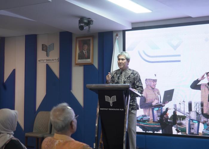 Sambangi Kampus IT PLN, KESDM Tekankan Pentingnya Seritifkasi Kompetensi Ketenagalistrikan - Gambar 3
