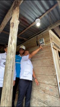 Tinjau Program Lisdes di Sumatera Selatan, Menteri ESDM Pastikan Pemerataan Akses Listrik
