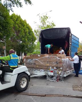 Tepati Janji, Bahlil Kirim 250 Tenda Bagi Warga Batangtoru dan Pulihkan Infrastruktur Energi