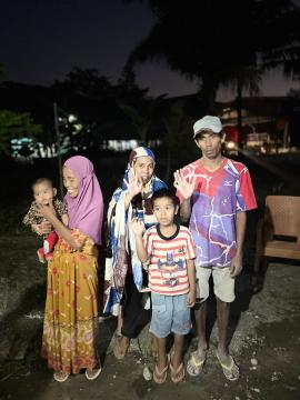 Ketika Harapan Menyala di Rumah Saharuddin