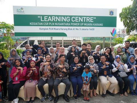 Kunjungan TJSL PLTU Muara Karang