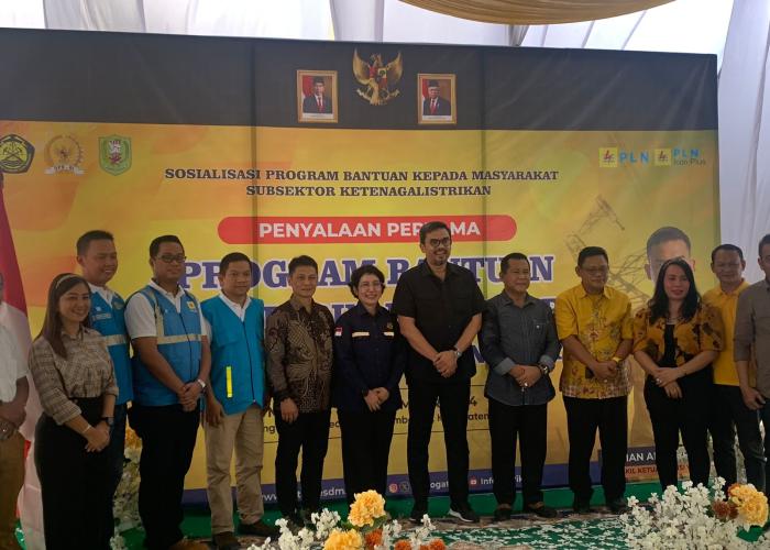 Bantuan Pasang Listrik Gratis Targetkan 8.905 Rumah Tangga di Kalimantan Barat - Gambar 2