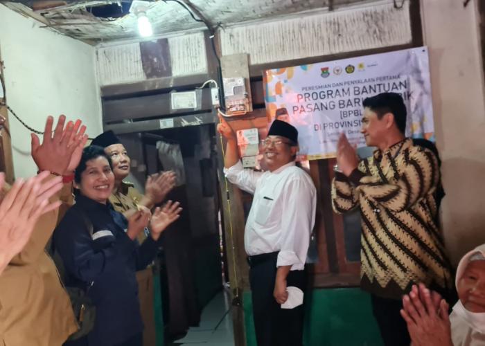 Puluhan Tahun Menyalur Listrik dari Tetangga, Kini Janti Punya Listrik Sendiri - Gambar 3