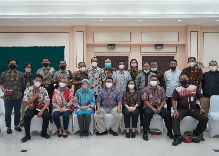 Frontliner Pelayanan Publik Bawa Nama Baik Instansi - Gambar 2