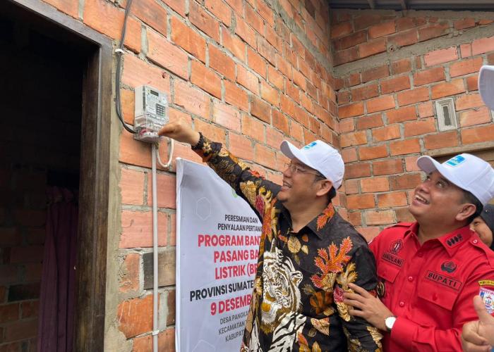 2.412 Rumah Tangga di Kabupaten Banyuasin Nikmati Listrik Gratis Program BPBL - Gambar 2