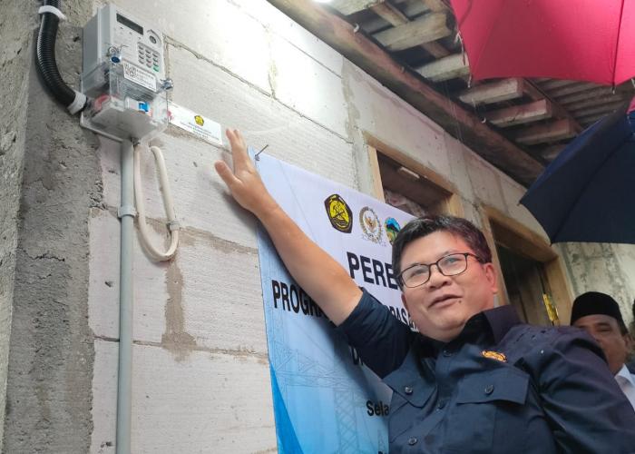Program Bantuan Pasang Baru Listrik Sasar 1.476 Rumah Tangga di Banyumas - Gambar 3