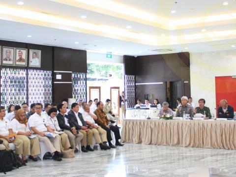 KAPASITAS PEMBANGKIT LISTRIK MENINGKAT