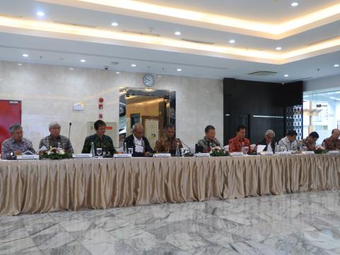KAPASITAS PEMBANGKIT LISTRIK MENINGKAT